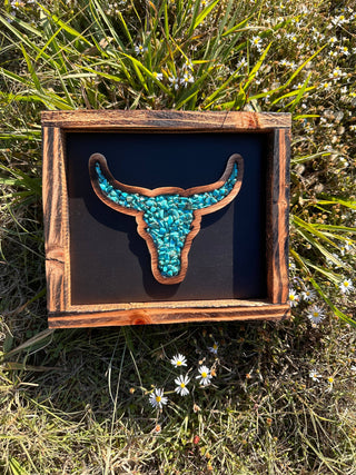 Twisted Iron Wholesale - Small turquoise bullskull decor