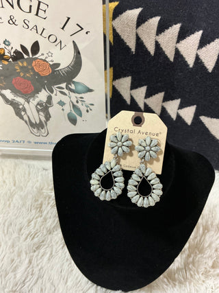 Western Flower and Teardrop Studded Earrings