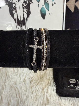 Western Cross Leather Magnetic Clasp Bracelet