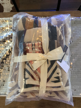 Pendleton Towel Set-Tan