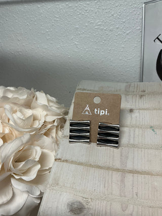 TIPI Ironridge Silverstone Earrings – Western Style Statement